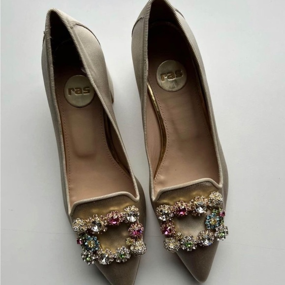 Ras flats - Picture 2 of 4